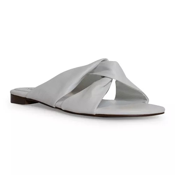 Macy's SMASH Shoes Nina Twist Front Sandal White Sz 13 NIB Retail $110 - Picture 1 of 8